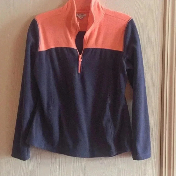 Old Navy sweatshirt - Picture 1 of 6